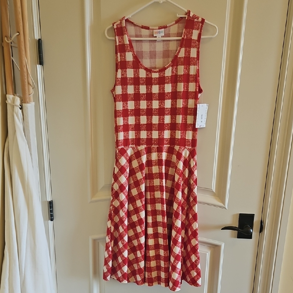 Lularoe Nicki Red and White Checkered Sleeveless Dress